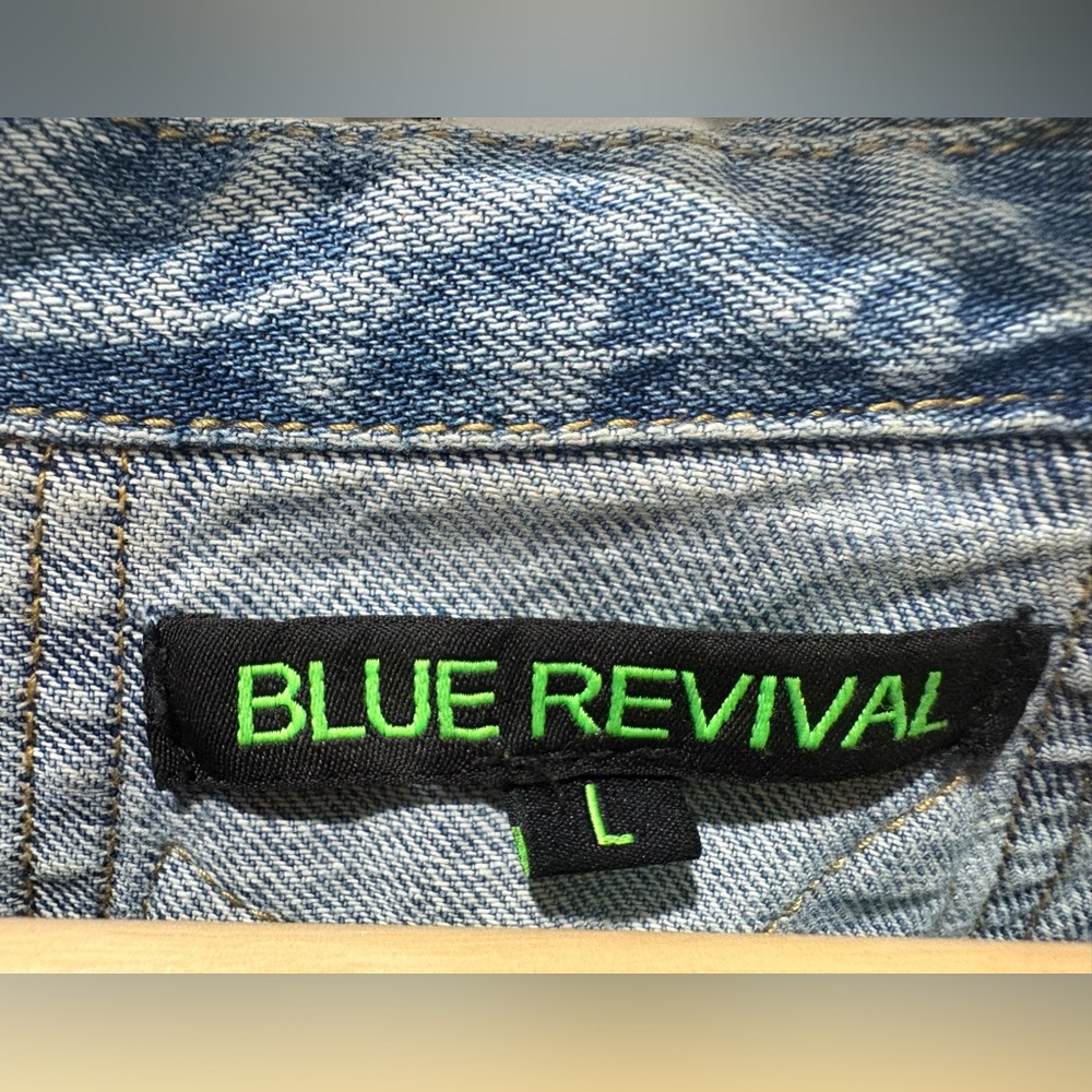 Denim Jacket With Star Patchwork - image 4